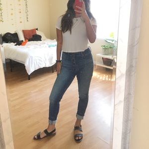 Madewell 10” skinny high rise jeans.